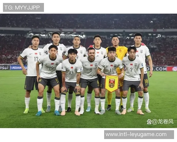 2025年中国足协青少年足球锦标赛男子16强球队团结一心共创辉煌时刻